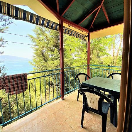 Ramo'S Cozy Beachside Haven With Panoramic Views - 1St Вльора Екстер'єр фото