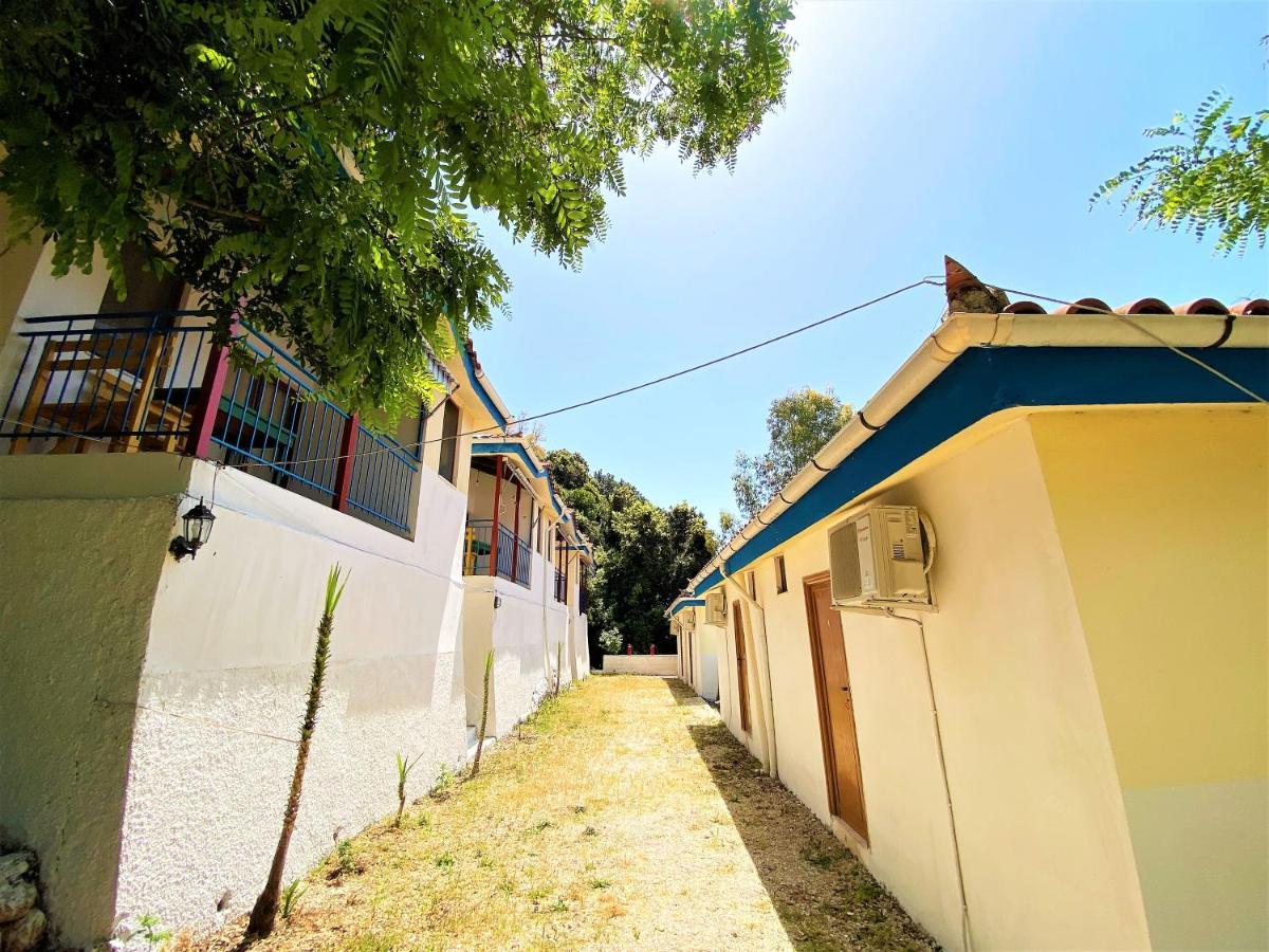 Ramo'S Cozy Beachside Haven With Panoramic Views - 1St Вльора Екстер'єр фото
