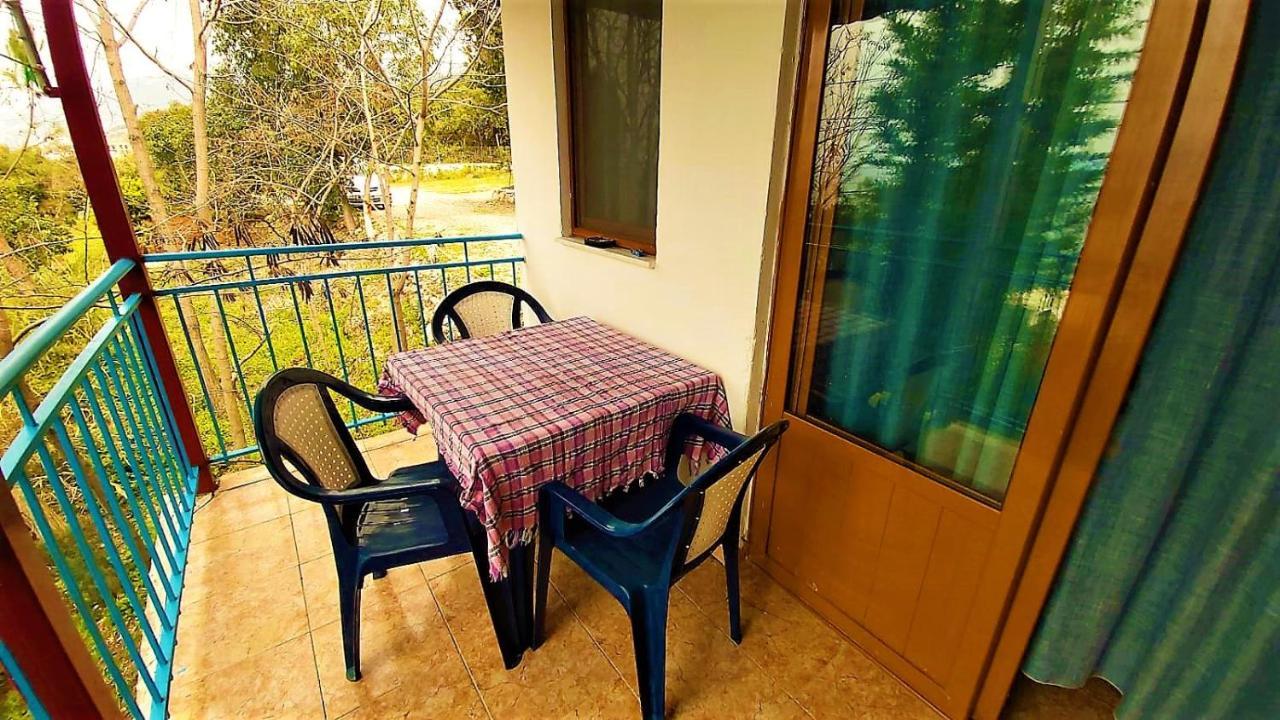 Ramo'S Cozy Beachside Haven With Panoramic Views - 1St Вльора Екстер'єр фото