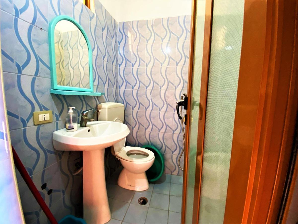 Ramo'S Cozy Beachside Haven With Panoramic Views - 1St Вльора Екстер'єр фото